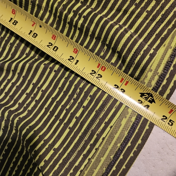 Xersion Performance Wear ladies top - Picture 3 of 9